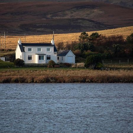 Lochside Villa Staffin Luaran gambar